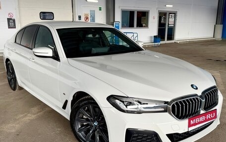 BMW 5 серия, 2021 год, 5 000 000 рублей, 2 фотография