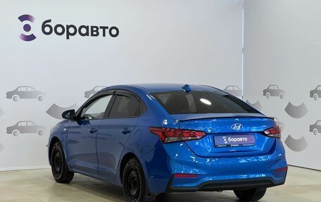 Hyundai Solaris II рестайлинг, 2017 год, 827 000 рублей, 7 фотография