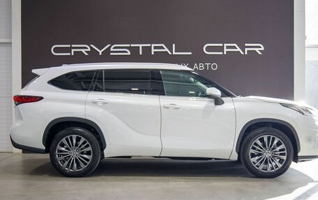 Toyota Highlander, 2026 год, 5 900 000 рублей, 5 фотография