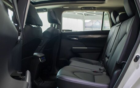 Toyota Highlander, 2026 год, 5 900 000 рублей, 20 фотография