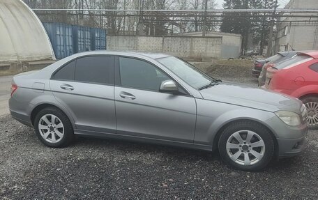 Mercedes-Benz C-Класс, 2007 год, 900 000 рублей, 4 фотография