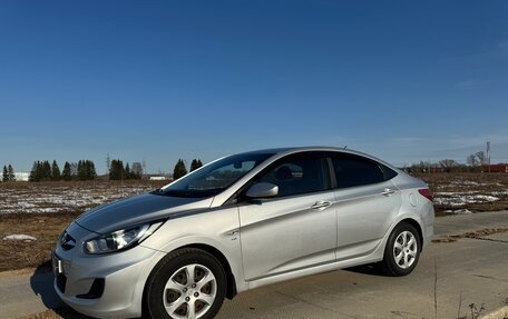 Hyundai Solaris II рестайлинг, 2012 год, 760 000 рублей, 9 фотография