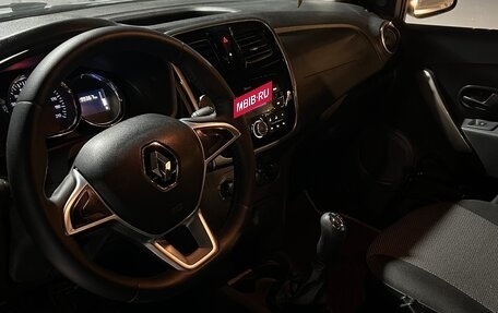 Renault Logan II, 2019 год, 539 000 рублей, 10 фотография