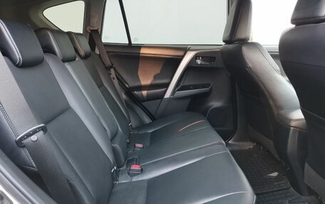 Toyota RAV4, 2016 год, 2 680 000 рублей, 11 фотография