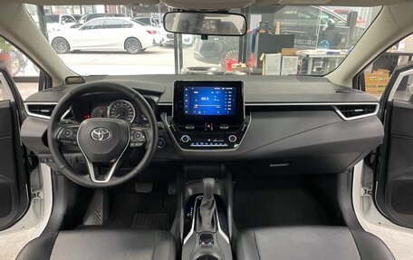 Toyota Corolla, 2022 год, 1 699 000 рублей, 12 фотография