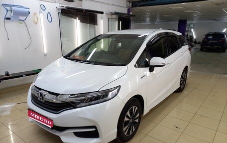 Honda Shuttle II, 2015 год, 1 530 000 рублей, 1 фотография