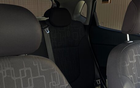 KIA Rio III рестайлинг, 2014 год, 1 050 000 рублей, 16 фотография