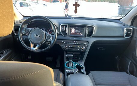KIA Sportage IV рестайлинг, 2018 год, 1 985 000 рублей, 8 фотография