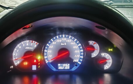 Mitsubishi Grandis, 2005 год, 650 000 рублей, 6 фотография