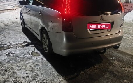 Mitsubishi Grandis, 2005 год, 650 000 рублей, 9 фотография