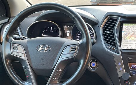 Hyundai Santa Fe III рестайлинг, 2017 год, 2 499 000 рублей, 13 фотография