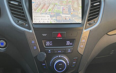 Hyundai Santa Fe III рестайлинг, 2017 год, 2 499 000 рублей, 22 фотография