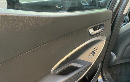 Hyundai Santa Fe III рестайлинг, 2017 год, 2 499 000 рублей, 19 фотография