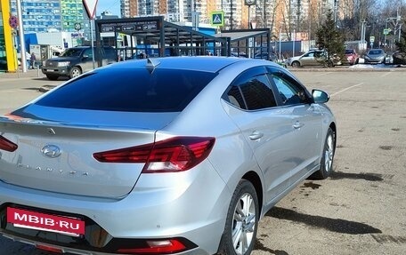 Hyundai Elantra VI рестайлинг, 2019 год, 1 850 000 рублей, 2 фотография