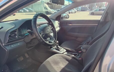 Hyundai Elantra VI рестайлинг, 2019 год, 1 850 000 рублей, 13 фотография