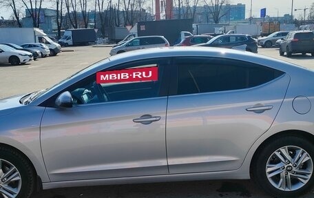 Hyundai Elantra VI рестайлинг, 2019 год, 1 850 000 рублей, 4 фотография