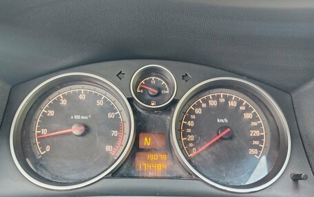 Opel Zafira B, 2011 год, 805 000 рублей, 13 фотография