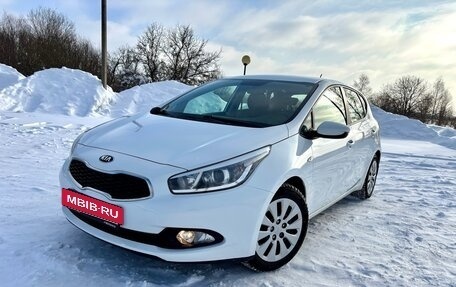 KIA cee'd III, 2015 год, 1 350 000 рублей, 3 фотография