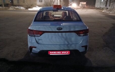 KIA Rio IV, 2017 год, 560 000 рублей, 3 фотография