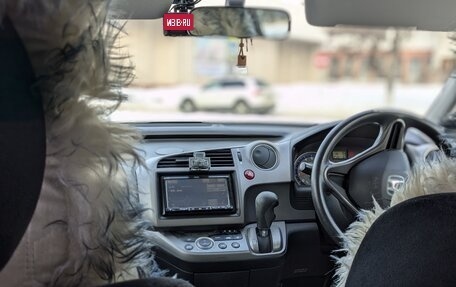 Honda Stream II, 2007 год, 1 150 000 рублей, 3 фотография