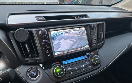 Toyota RAV4, 2019 год, 2 700 000 рублей, 7 фотография