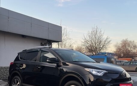 Toyota RAV4, 2019 год, 2 700 000 рублей, 3 фотография