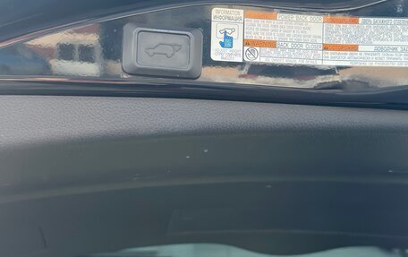 Toyota RAV4, 2019 год, 2 700 000 рублей, 11 фотография