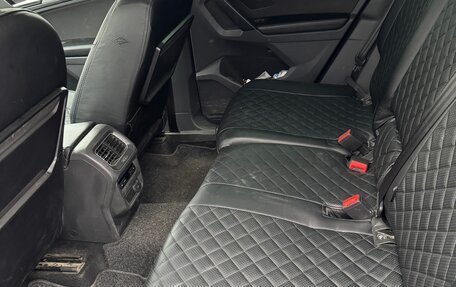 Volkswagen Tiguan II, 2017 год, 2 350 000 рублей, 5 фотография