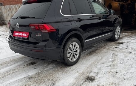 Volkswagen Tiguan II, 2017 год, 2 350 000 рублей, 4 фотография