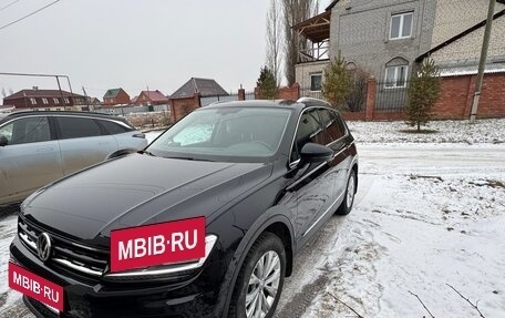 Volkswagen Tiguan II, 2017 год, 2 350 000 рублей, 3 фотография