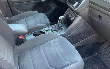 Volkswagen Tiguan II, 2017 год, 2 900 000 рублей, 6 фотография