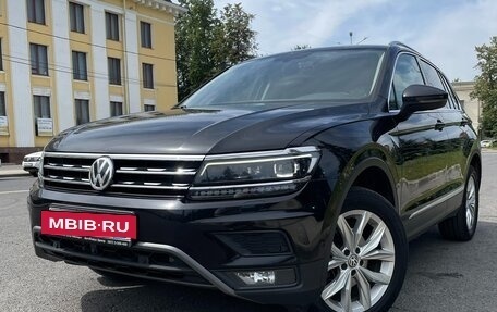 Volkswagen Tiguan II, 2017 год, 2 900 000 рублей, 3 фотография