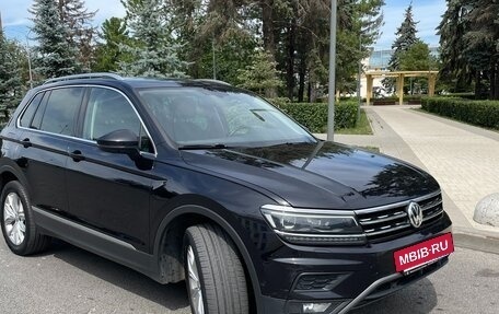 Volkswagen Tiguan II, 2017 год, 2 900 000 рублей, 2 фотография