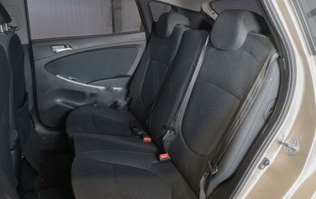 Hyundai Solaris II рестайлинг, 2011 год, 670 000 рублей, 13 фотография