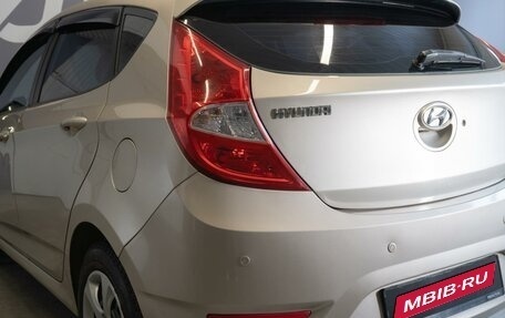 Hyundai Solaris II рестайлинг, 2011 год, 670 000 рублей, 7 фотография