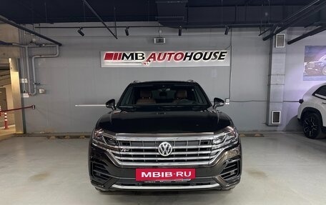 Volkswagen Touareg III, 2018 год, 5 470 000 рублей, 3 фотография