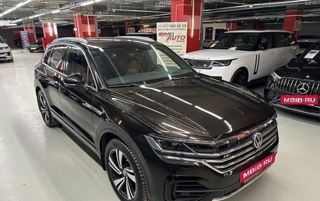 Volkswagen Touareg III, 2018 год, 5 470 000 рублей, 10 фотография