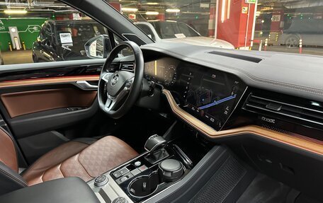 Volkswagen Touareg III, 2018 год, 5 470 000 рублей, 16 фотография