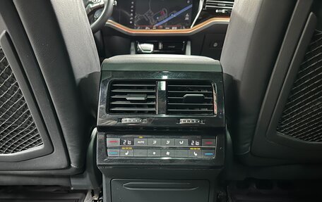 Volkswagen Touareg III, 2018 год, 5 470 000 рублей, 26 фотография