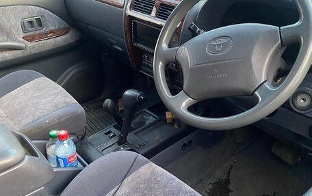 Toyota Land Cruiser Prado 90 рестайлинг, 2000 год, 720 000 рублей, 5 фотография