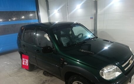 Chevrolet Niva I рестайлинг, 2004 год, 250 000 рублей, 9 фотография