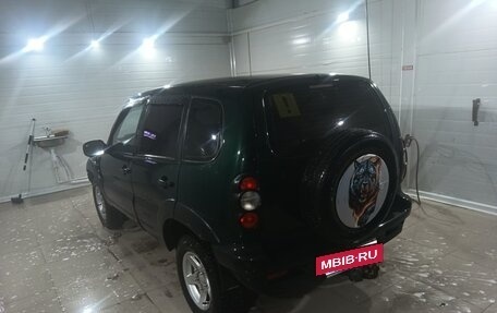 Chevrolet Niva I рестайлинг, 2004 год, 250 000 рублей, 7 фотография
