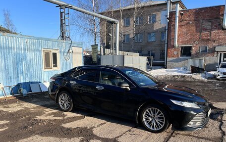 Toyota Camry, 2021 год, 2 400 000 рублей, 3 фотография