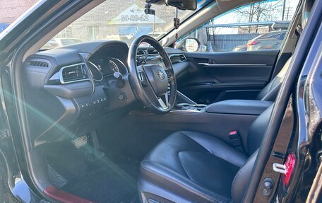 Toyota Camry, 2021 год, 2 400 000 рублей, 21 фотография