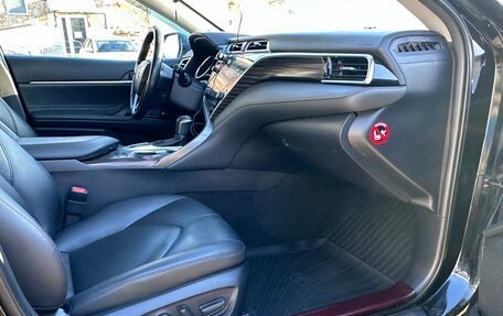 Toyota Camry, 2021 год, 2 400 000 рублей, 23 фотография