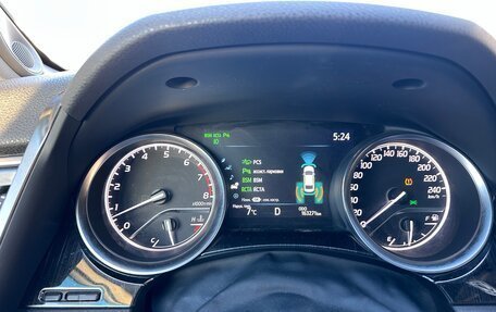 Toyota Camry, 2021 год, 2 400 000 рублей, 25 фотография