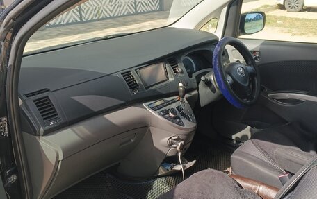 Toyota ISis I, 2010 год, 1 080 000 рублей, 9 фотография