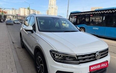 Volkswagen Tiguan II, 2018 год, 3 290 000 рублей, 2 фотография