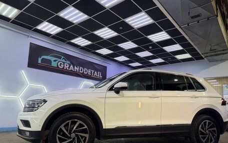 Volkswagen Tiguan II, 2018 год, 3 290 000 рублей, 11 фотография