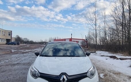 Renault Kaptur I рестайлинг, 2019 год, 1 850 000 рублей, 2 фотография